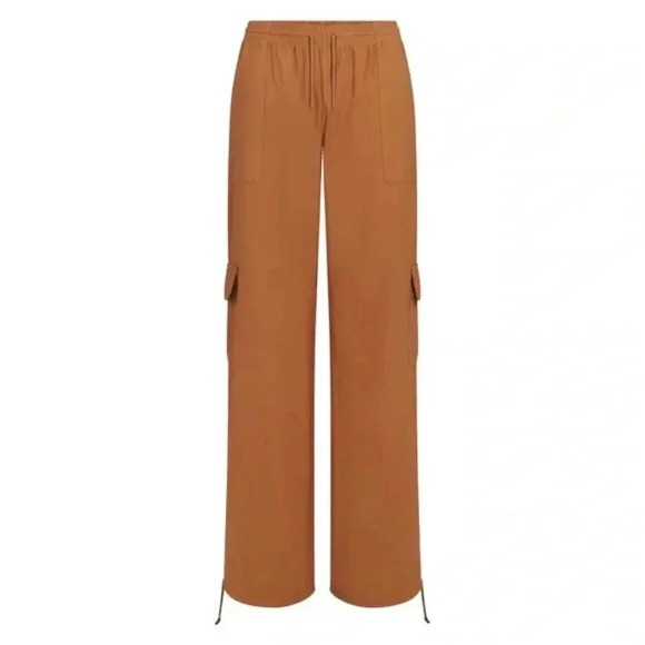 Skims by Kim Kardashian Cover Up Cargo Pants Almond Color Size Small Womens - Picture 2 of 11